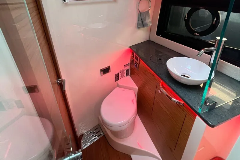 Slide: The Image of Boston Whaler 405 Conquest 2022 - 23