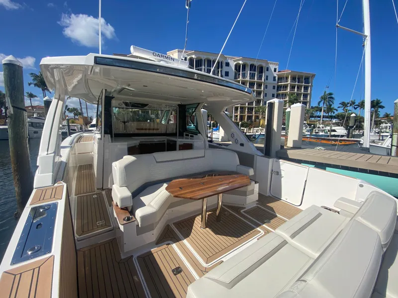 Slide: The Image of Cockpit Profile - 5