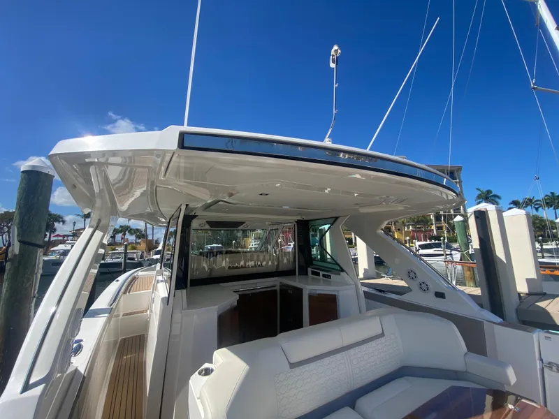 Slide: The Image of Retractable Sunshade - 8