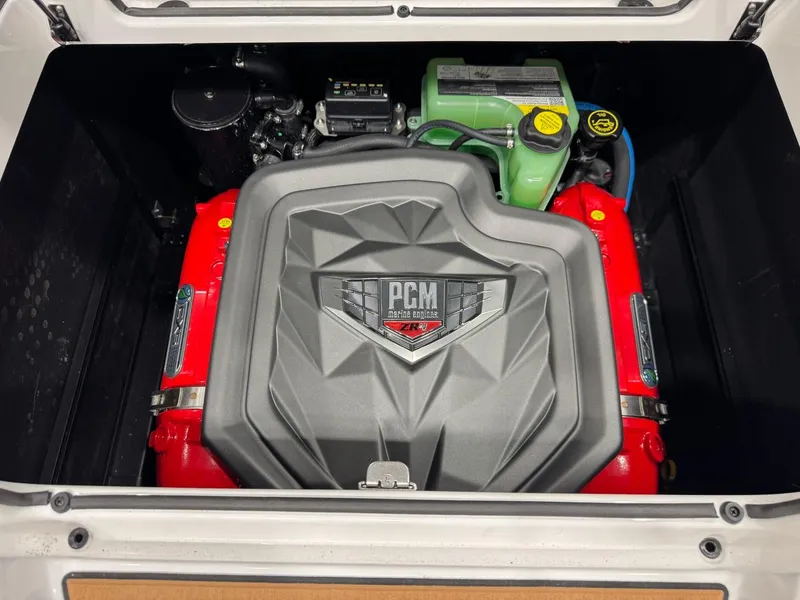 Slide: The Image of Nautique Super Air Nautique GS22 2025 - 17