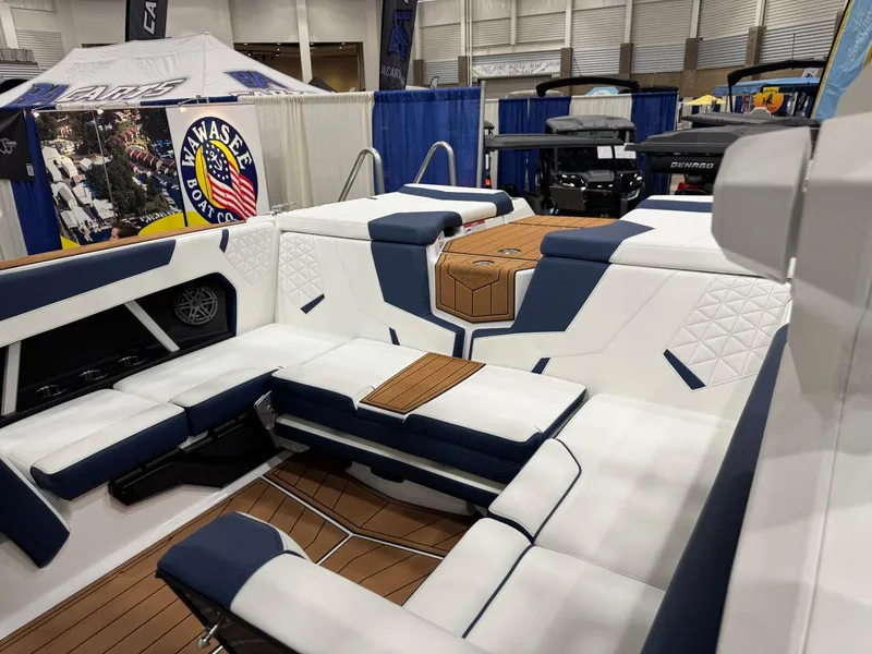 Slide: The Image of Nautique Super Air Nautique GS22 2025 - 5