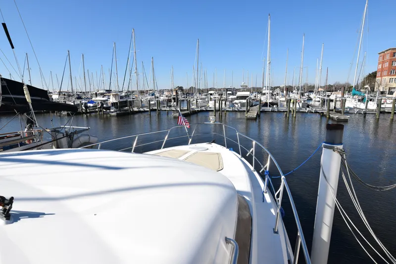 Slide: The Image of Cruisers 4450 Express Motor Yacht 2000 - 104