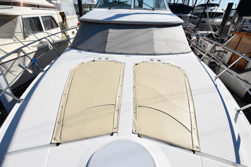 Slide: The Image of Cruisers 4450 Express Motor Yacht 2000 - 111