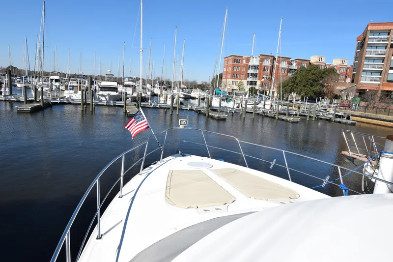 Slide: The Image of Cruisers 4450 Express Motor Yacht 2000 - 120