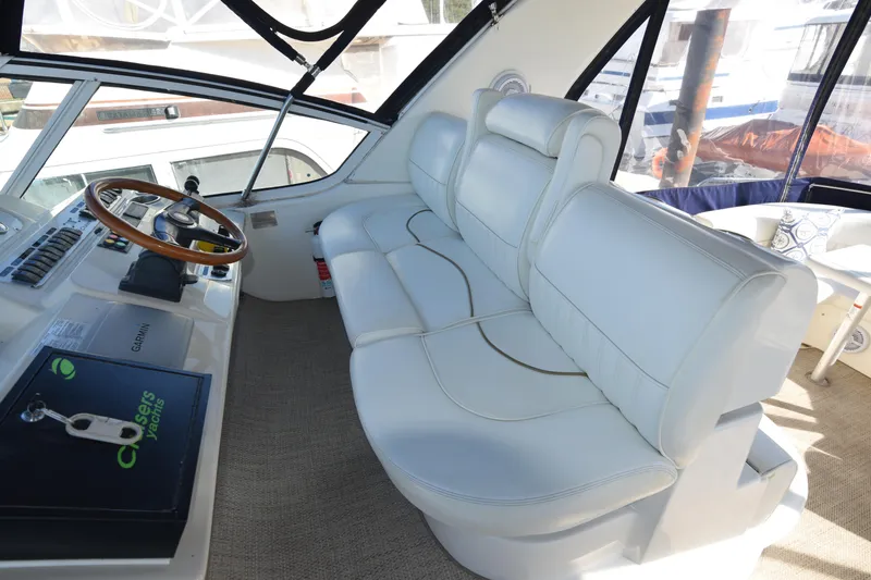 Slide: The Image of Cruisers 4450 Express Motor Yacht 2000 - 19