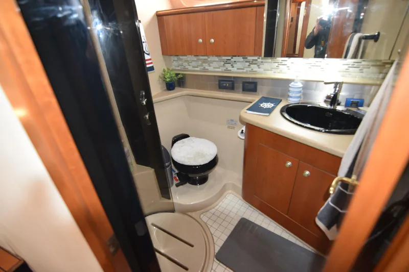 Slide: The Image of Cruisers 4450 Express Motor Yacht 2000 - 55