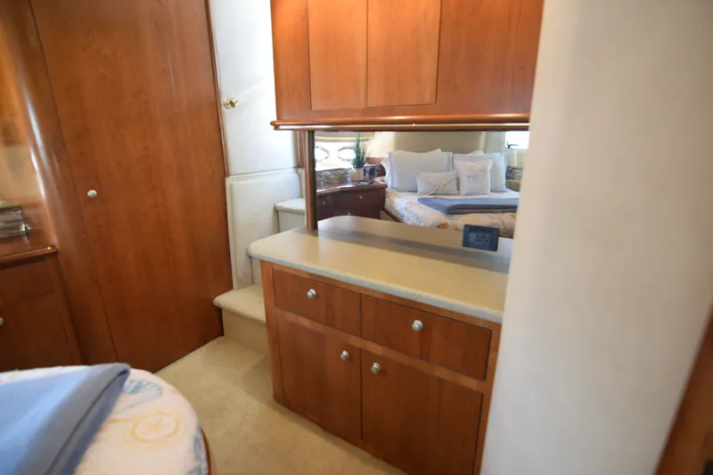 Slide: The Image of Cruisers 4450 Express Motor Yacht 2000 - 79