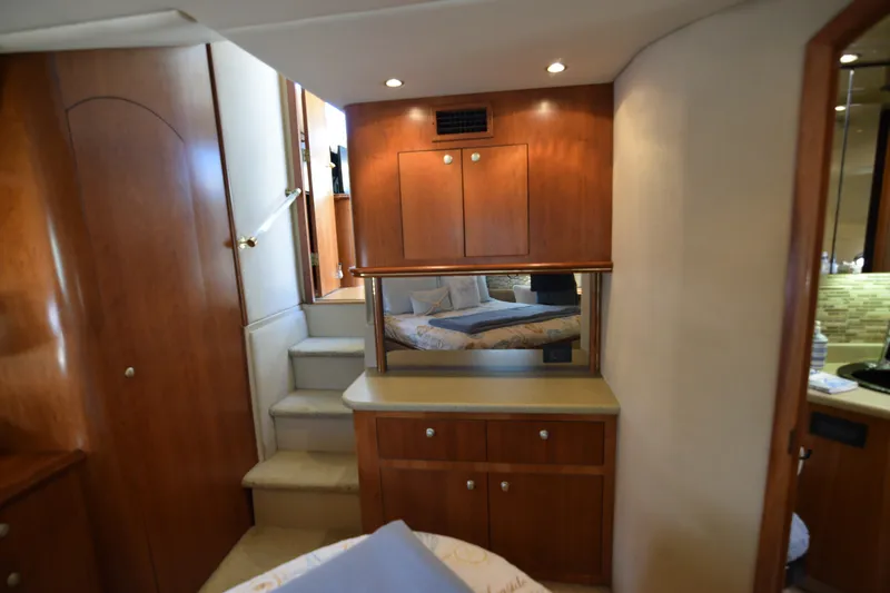 Slide: The Image of Cruisers 4450 Express Motor Yacht 2000 - 84