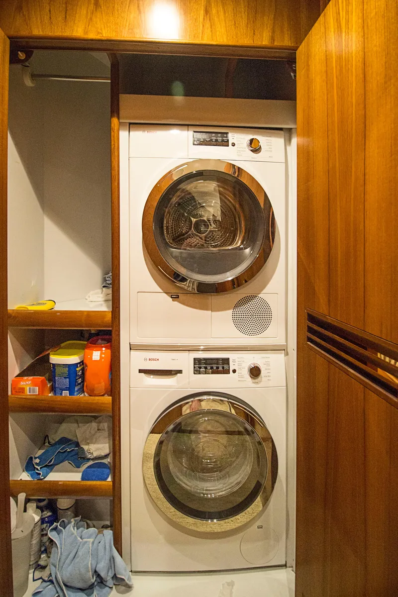 Slide: The Image of Merritt Yachts 80' Sportfish 2000 - 56