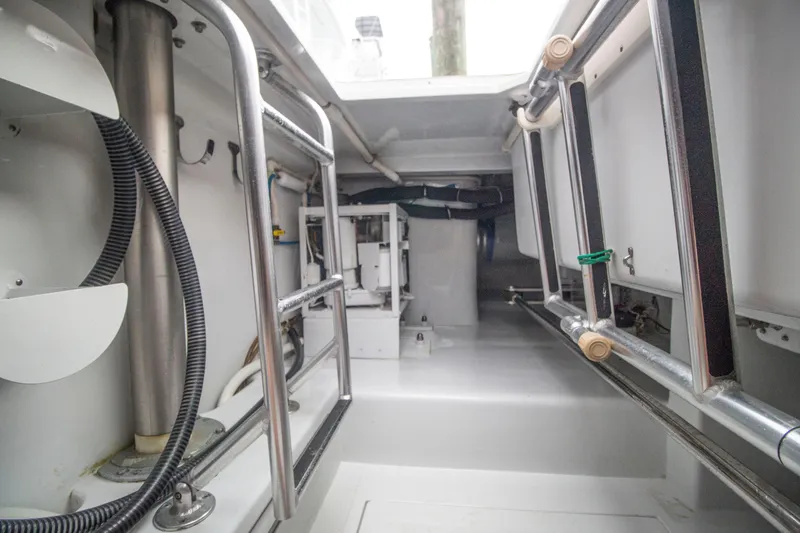 Slide: The Image of Merritt Yachts 80' Sportfish 2000 - 57