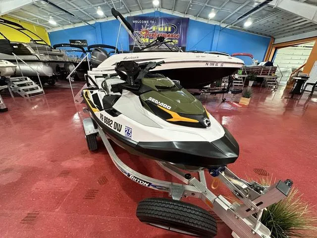 Slide: The Image of 2019 Sea-Doo Waverunner Fish Pro™ with IBR & Sound System on trailer in showroom. - 4