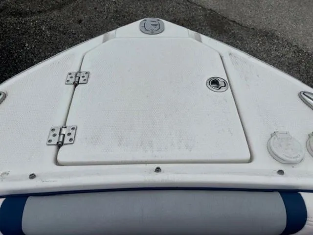 Slide: The Image of 2019 Chaparral 277 SSX boat deck with storage hatch and fittings. - 36