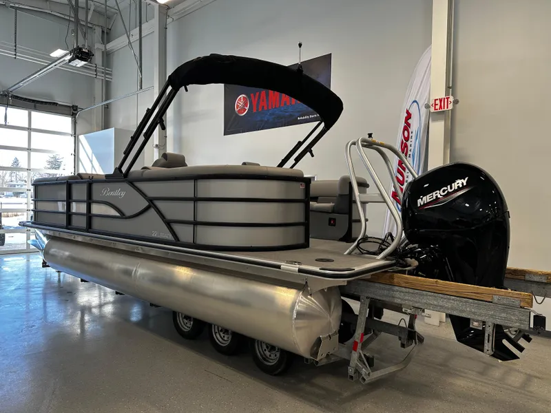 Slide: The Image of 2025 Bentley Pontoons 223 NAVIGATOR with Mercury engine in showroom. - 3