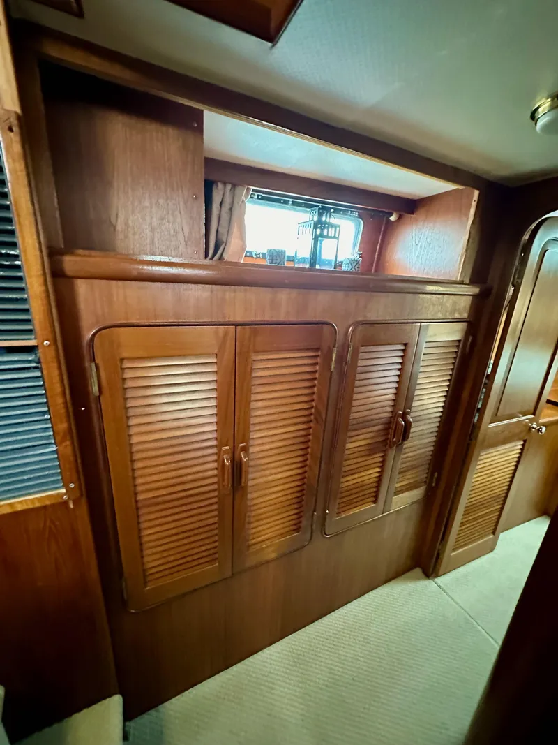 Slide: The Image of Gulfstar 49 Motor Yacht 1985 - 102