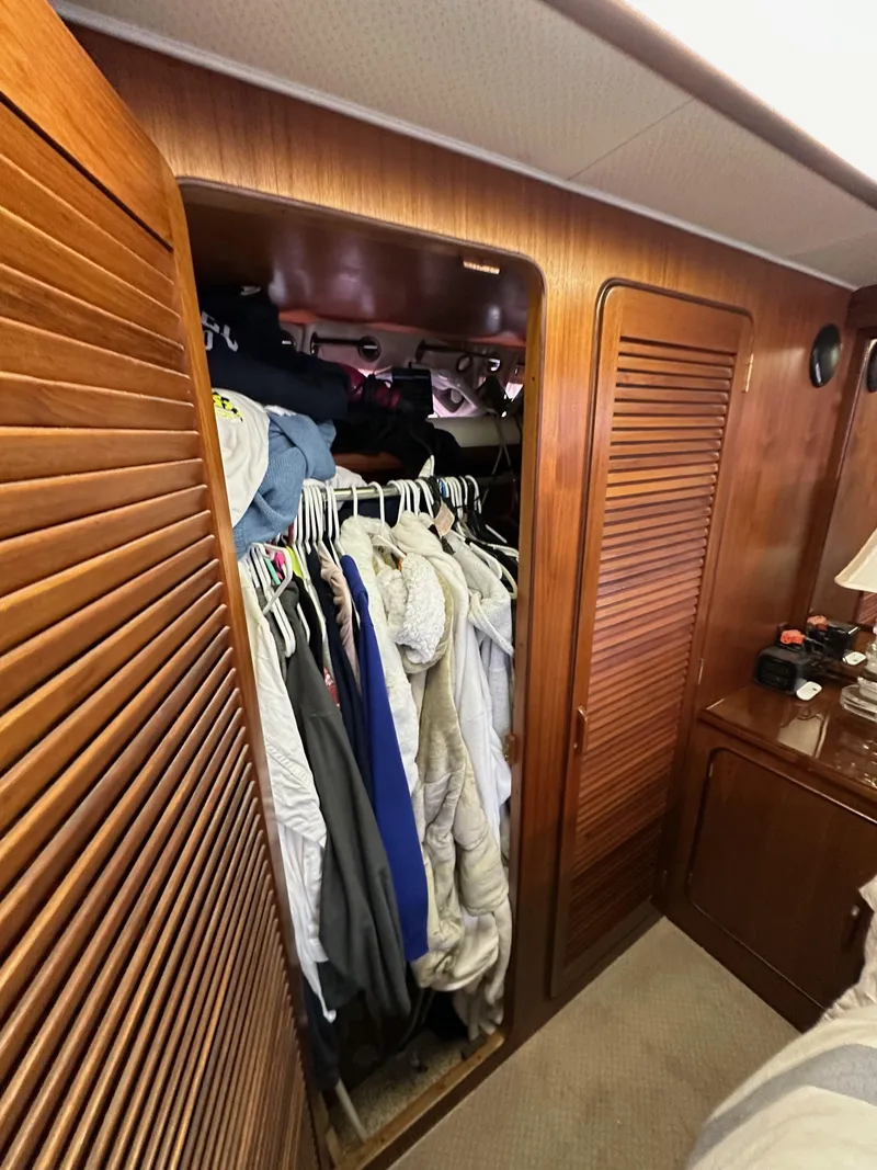 Slide: The Image of Gulfstar 49 Motor Yacht 1985 - 110