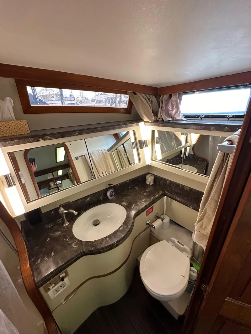 Slide: The Image of Gulfstar 49 Motor Yacht 1985 - 111