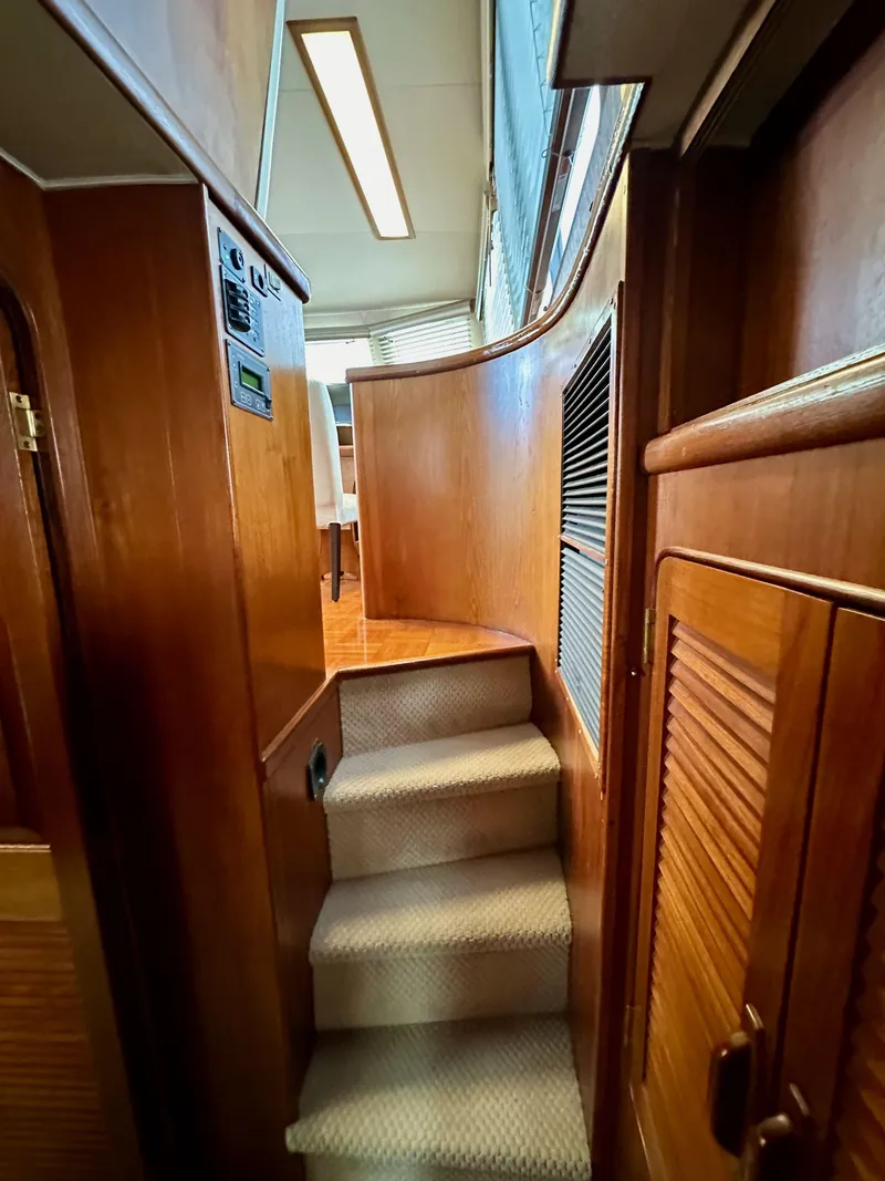 Slide: The Image of Gulfstar 49 Motor Yacht 1985 - 117