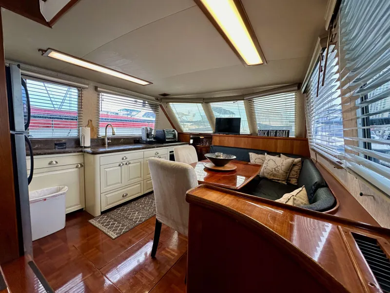 Slide: The Image of Gulfstar 49 Motor Yacht 1985 - 118