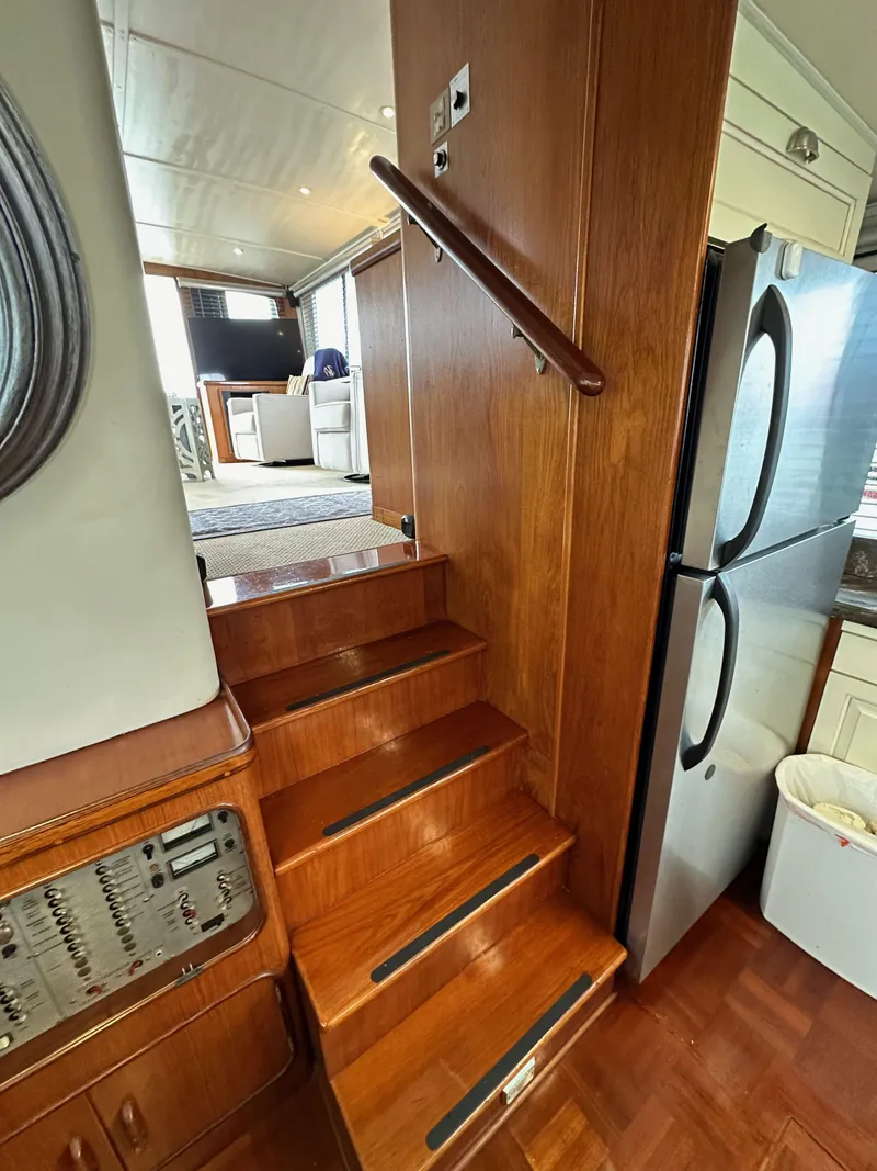 Slide: The Image of Gulfstar 49 Motor Yacht 1985 - 120