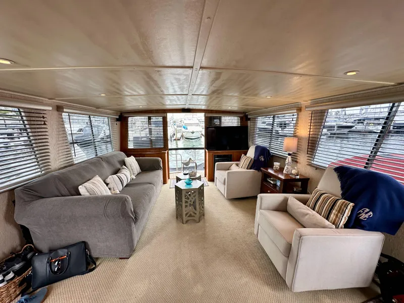 Slide: The Image of Gulfstar 49 Motor Yacht 1985 - 121
