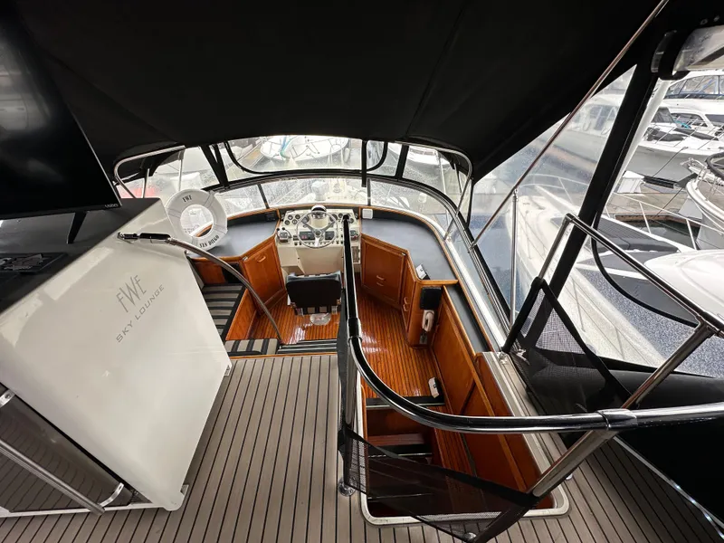Slide: The Image of Gulfstar 49 Motor Yacht 1985 - 51