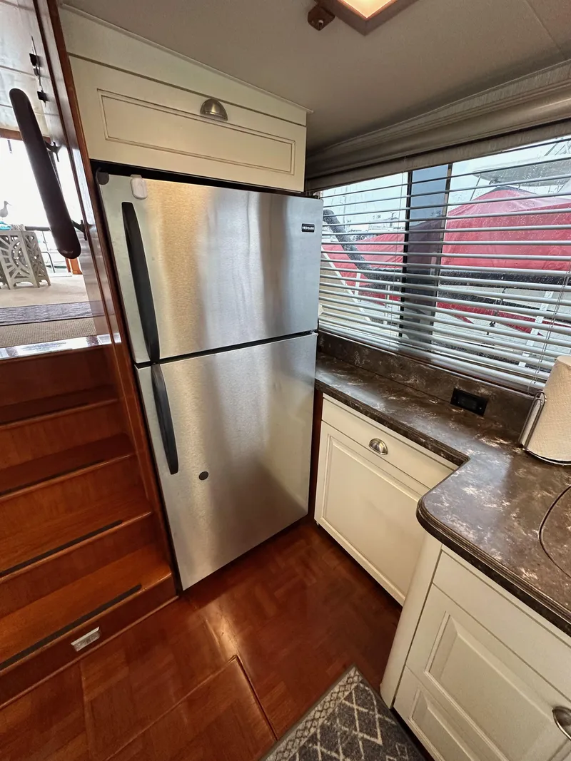 Slide: The Image of Gulfstar 49 Motor Yacht 1985 - 60