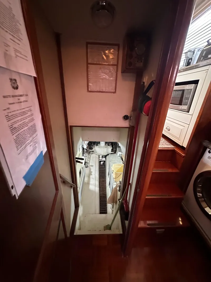 Slide: The Image of Gulfstar 49 Motor Yacht 1985 - 76