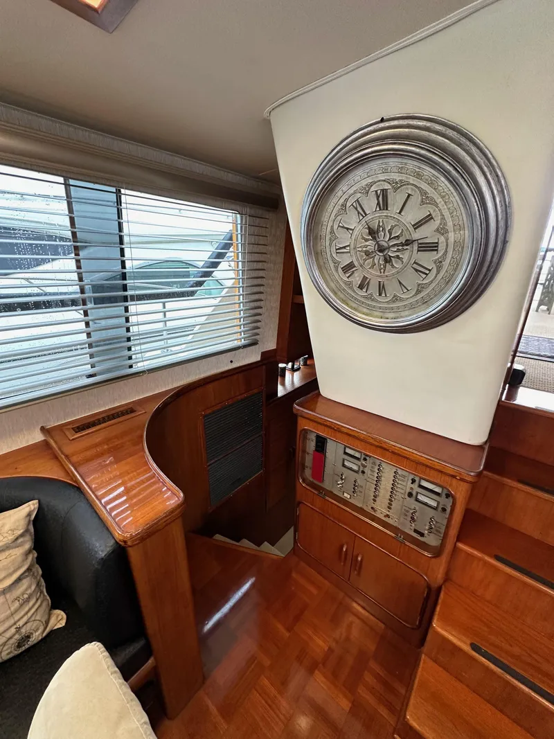Slide: The Image of Gulfstar 49 Motor Yacht 1985 - 92