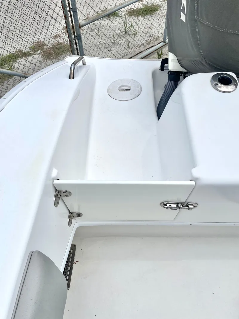 Slide: The Image of Cape Horn Yachts 24XS 2020 - 18