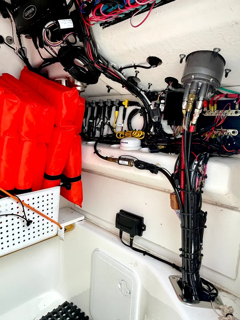 Slide: The Image of Cape Horn Yachts 24XS 2020 - 33