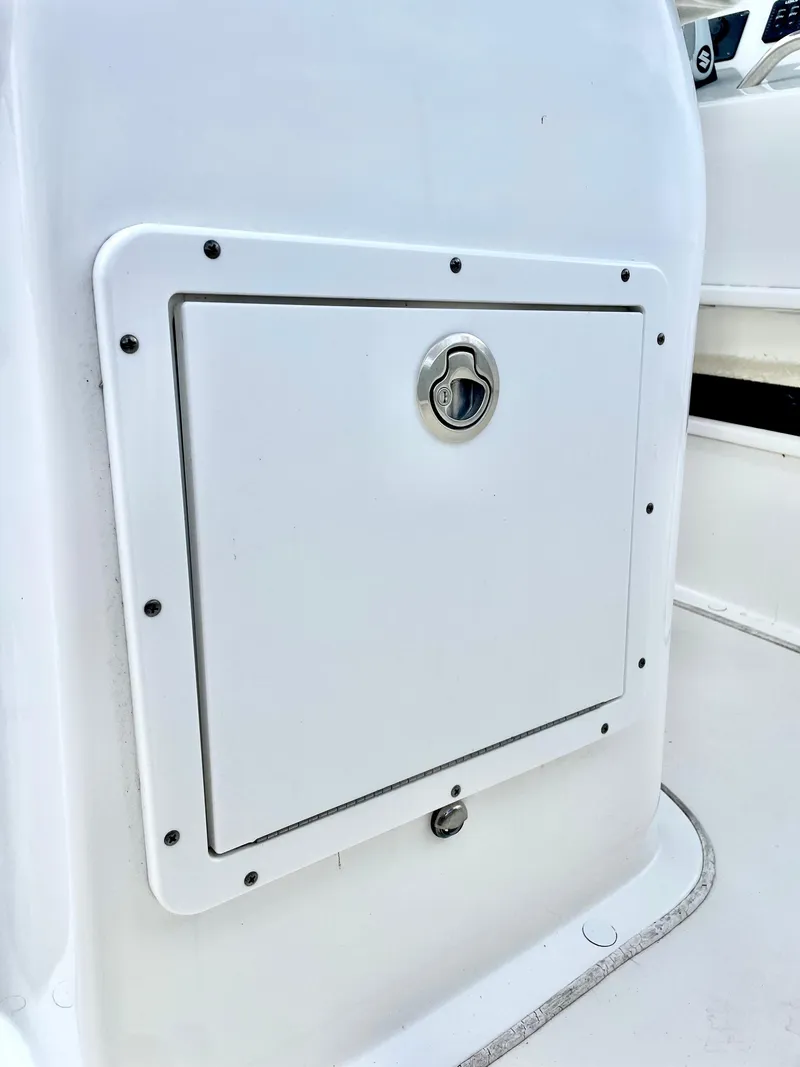 Slide: The Image of Cape Horn Yachts 24XS 2020 - 37