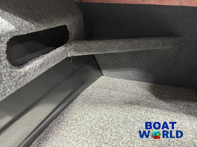 Slide: The Image of MirroCraft Holiday 168 & Honda 90HP 4-Stroke EFI 2025 - 33