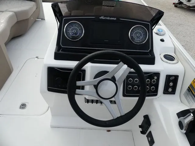 Slide: The Image of Hurricane FunDeck 2360 REF OB 2024 - 19