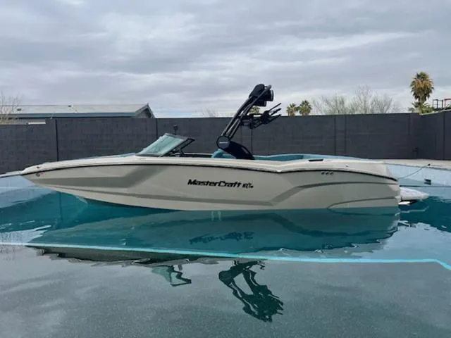 Slide: The Image of MasterCraft NXT24 2025 - 8