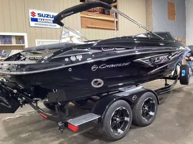 Slide: The Image of Crownline Boats 220 SS LPX 2024 - 3