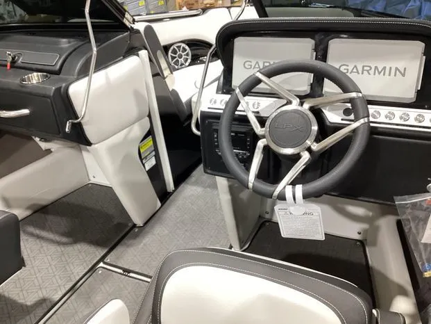 Slide: The Image of Crownline Boats 220 SS LPX 2024 - 5