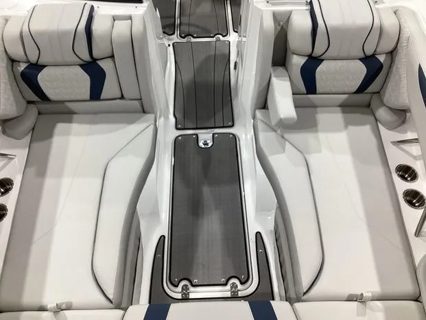 Slide: The Image of San Pan SunDeck 2600 OB 2024 - 7