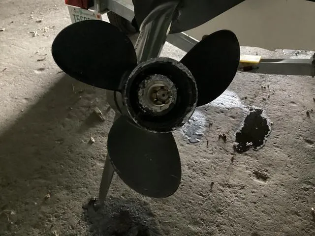 Slide: The Image of Hurricane SS188OB 2016 - 10