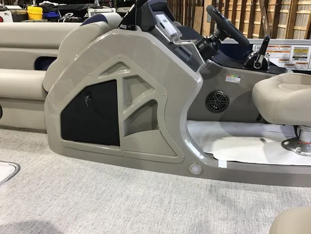 Slide: The Image of Premier 250 SunSation RF 2023 - 9