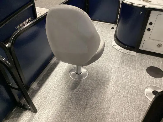 Slide: The Image of Premier 230 SunSation Angler 2024 - 12