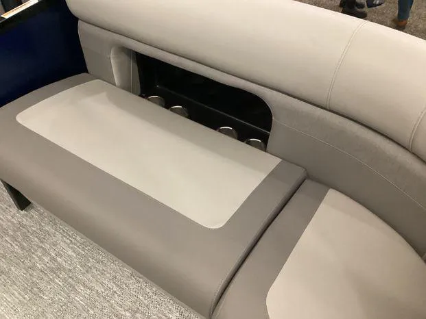 Slide: The Image of Premier 230 SunSation Angler 2024 - 8