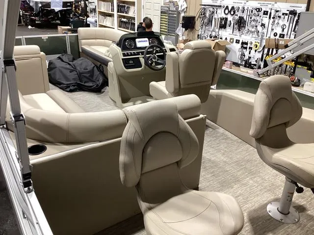 Slide: The Image of Godfrey Sweetwater 2286 FS 2024 - 5