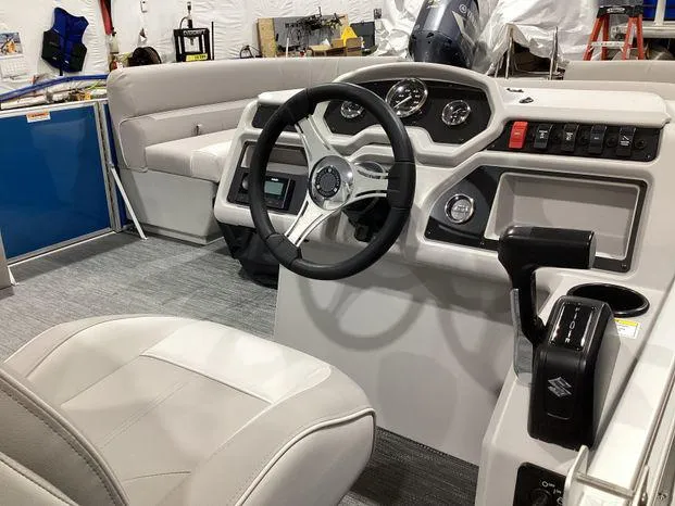 Slide: The Image of Godfrey EX2086CX 2024 - 7