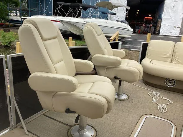 Slide: The Image of Godfrey Sanpan 2500fe 2014 - 8