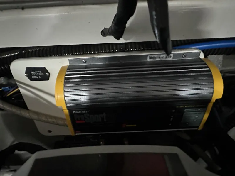 Slide: The Image of Crownline Boats E4 2017 - 30