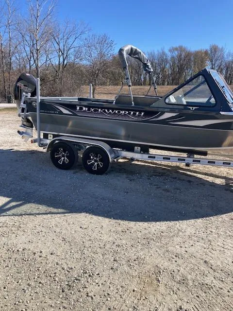 Slide: The Image of Duckworth 20 Advantage XT 2022 - 14