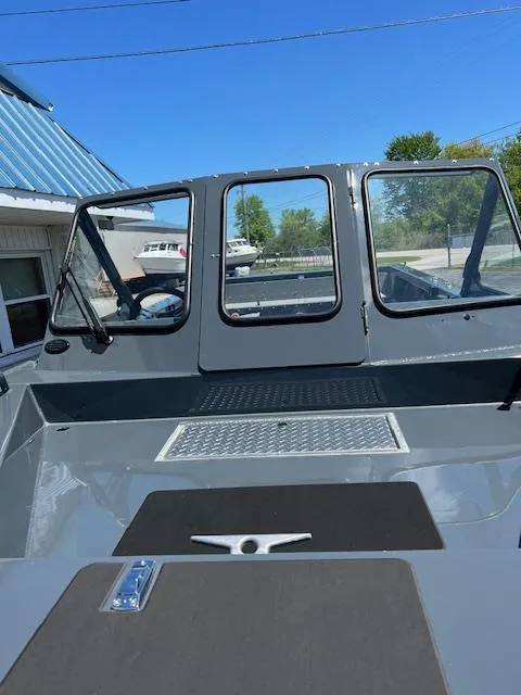 Slide: The Image of Duckworth 20 Advantage XT 2022 - 17