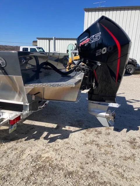 Slide: The Image of Duckworth 20 Advantage XT 2022 - 22