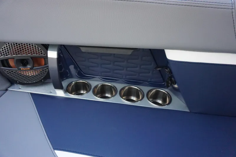 Slide: The Image of MasterCraft X24 Supercharged 6.2L - 9K Rebate Eligible 2025 - 21