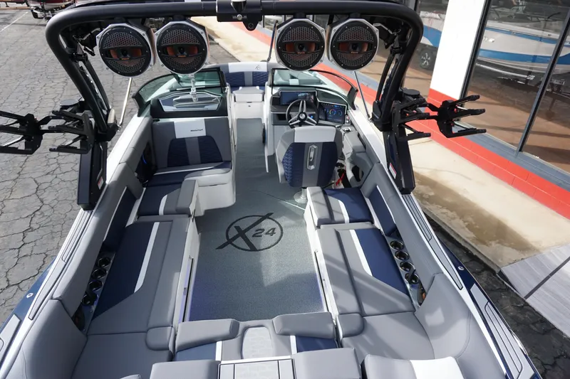 Slide: The Image of MasterCraft X24 Supercharged 6.2L - 9K Rebate Eligible 2025 - 28